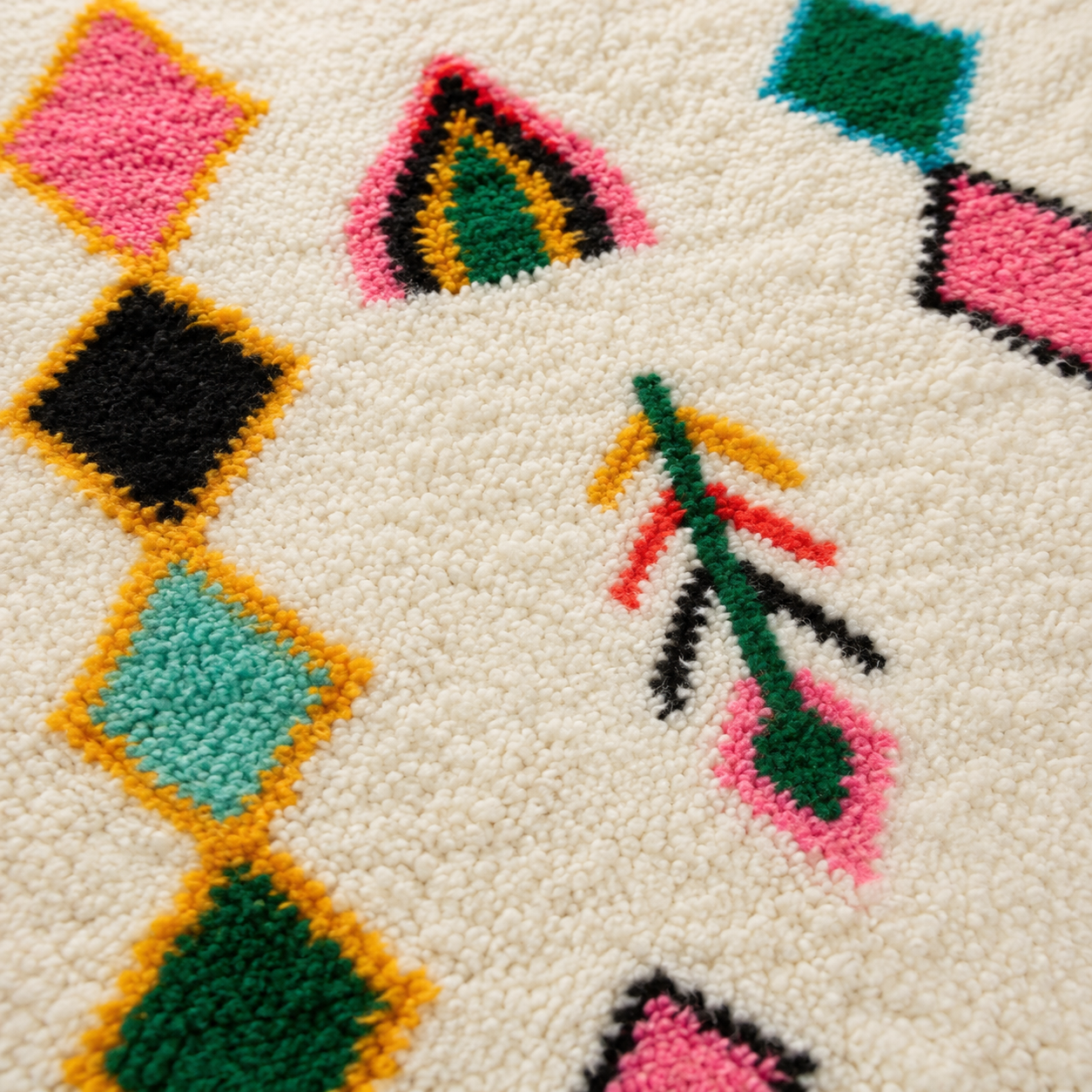 Tapis berbère Azilal bordure jaune