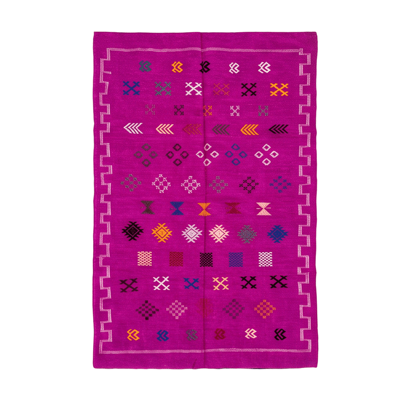 Tapis berbère fuchsia bordure clé grecque