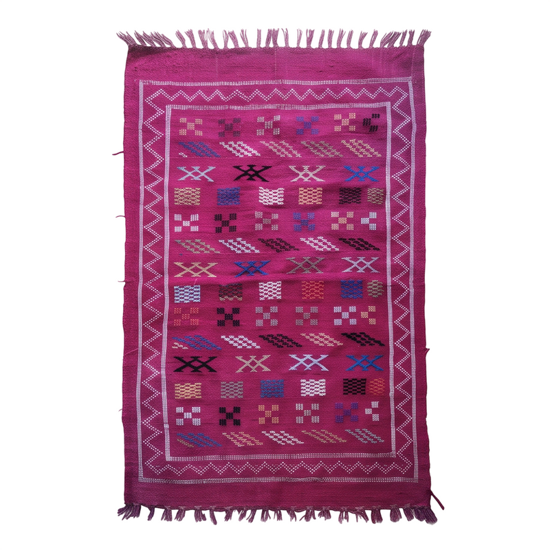 Tapis berbère fuchsia bordure zigzag 95x150 cm