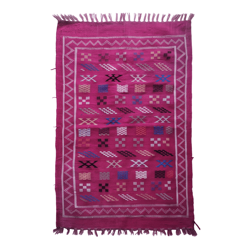 Tapis berbère fuchsia bordure zigzag 95x150 cm