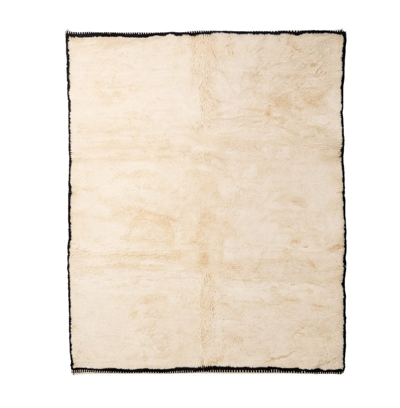 Tapis berbère uni bordure noir - Sur mesure