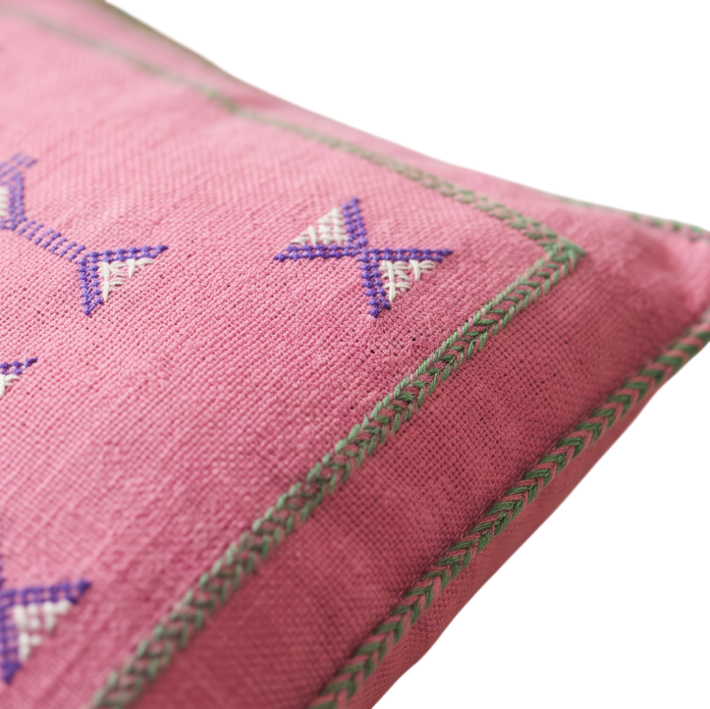 Coussin berbère rose croix violettes Sabra