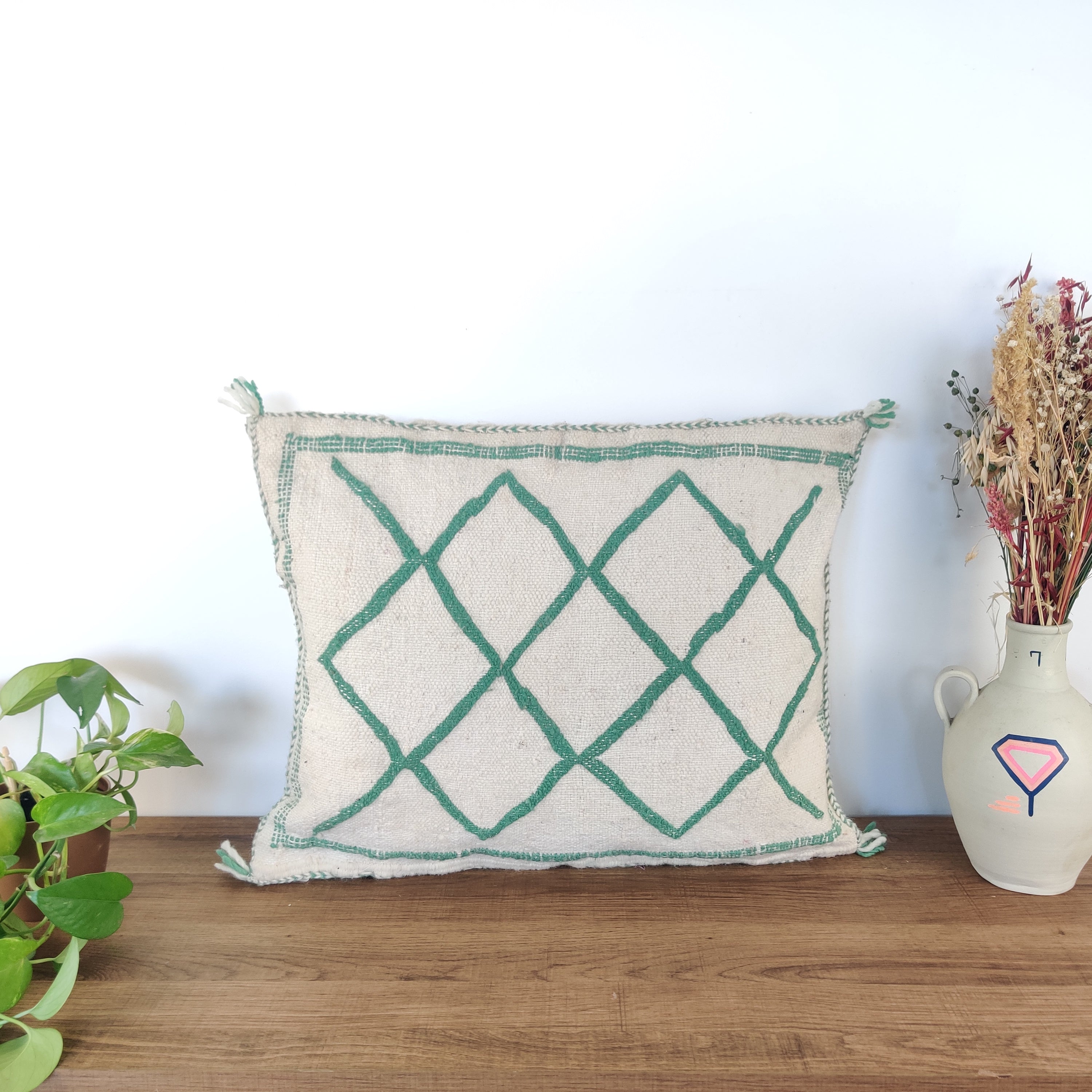 Coussin marocain blanc vert Kilim - MAZIR Décoration