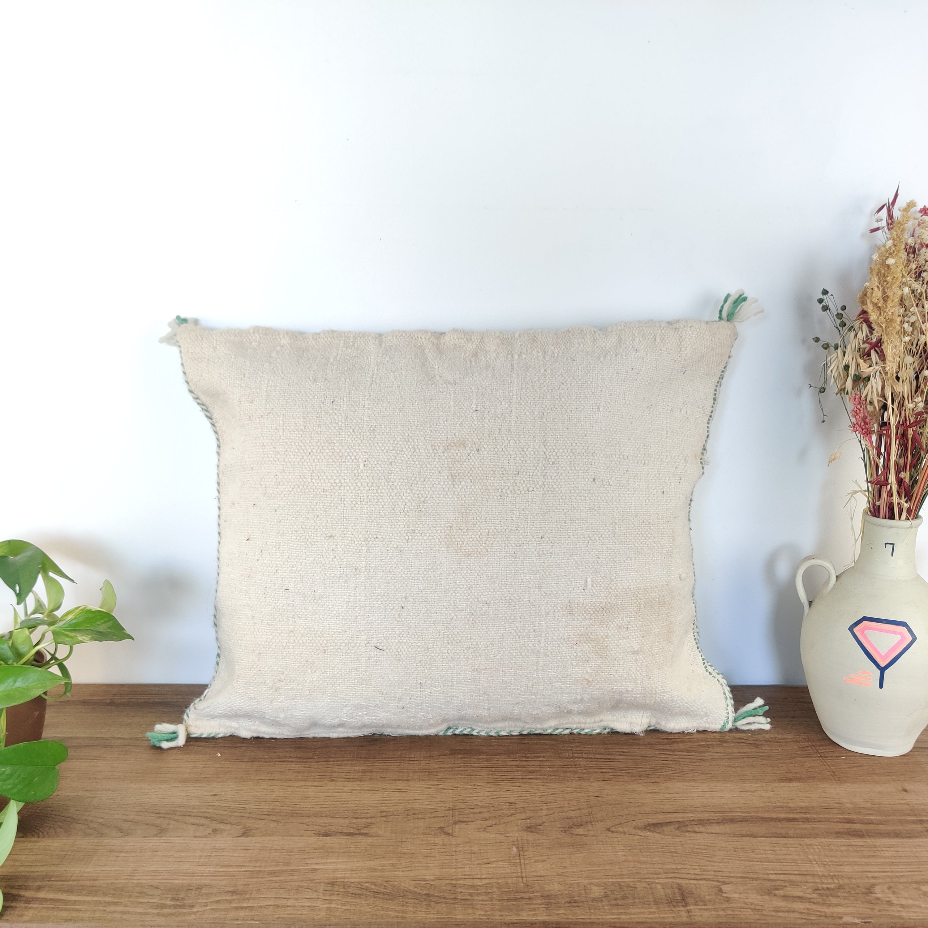 Coussin marocain blanc vert Kilim - MAZIR Décoration
