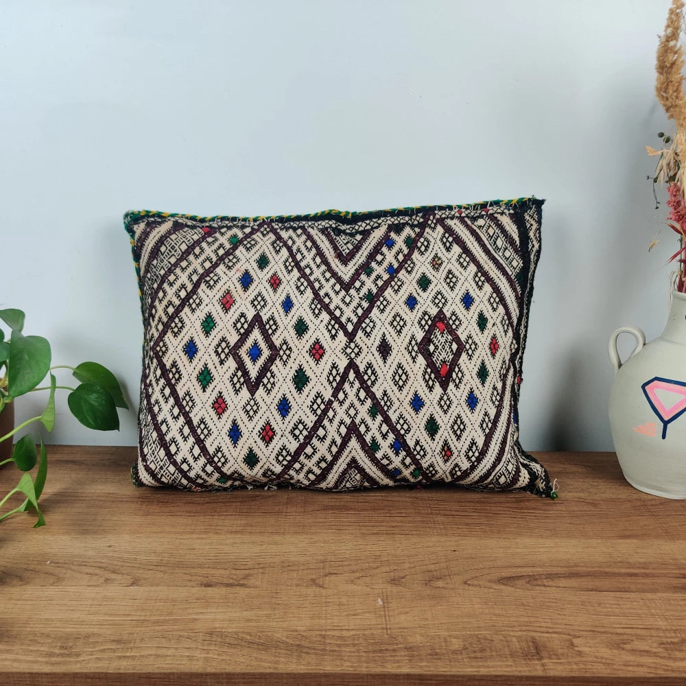Ancien coussin Kilim blanc noir - MAZIR Décoration