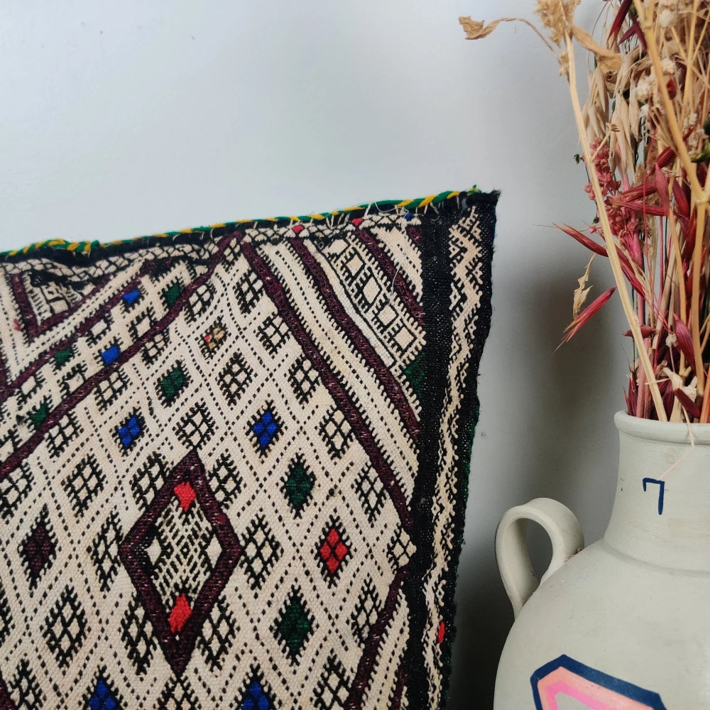 Ancien coussin Kilim blanc noir - MAZIR Décoration