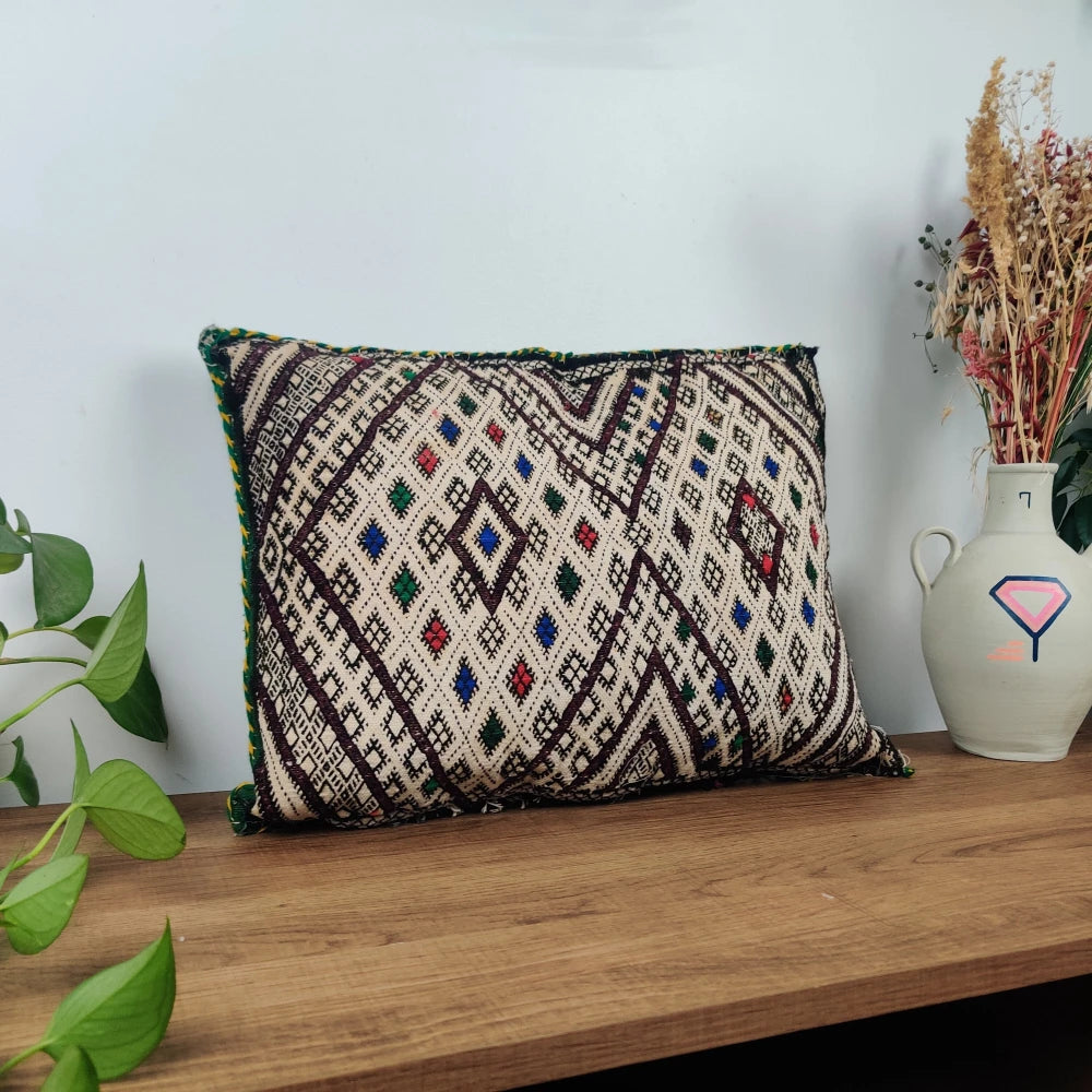 Ancien coussin Kilim blanc noir - MAZIR Décoration