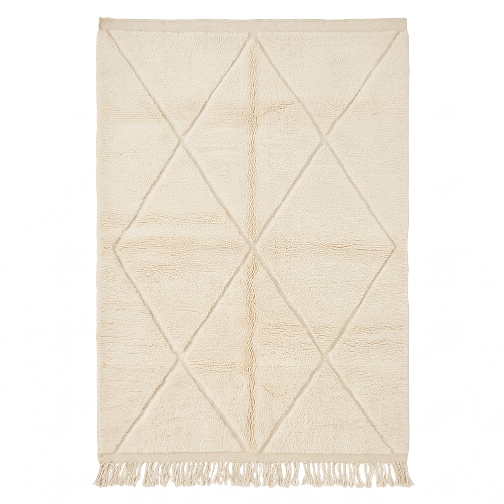 Vue de dessus du tapis Béni Ouarain écru à grands losanges ton sur ton en relief