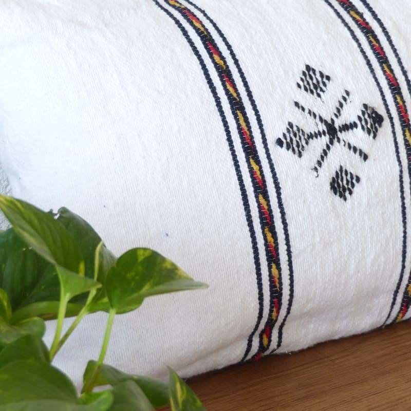 coussin boheme blanc