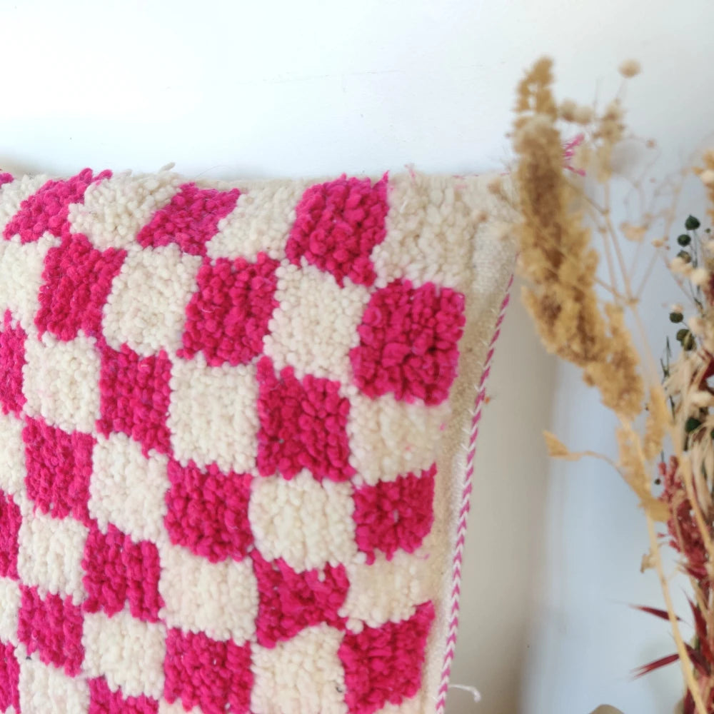 Coussin berbère carreaux roses - MAZIR Décoration