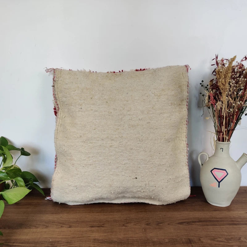 dos du coussin berbere rouge