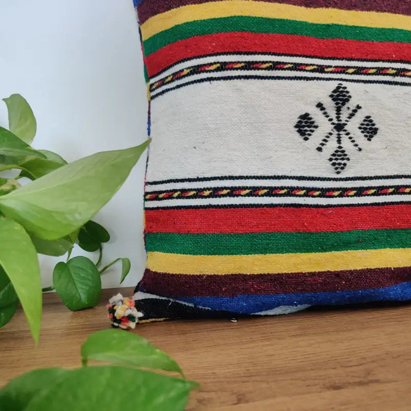 zoom sur un coussin berbere