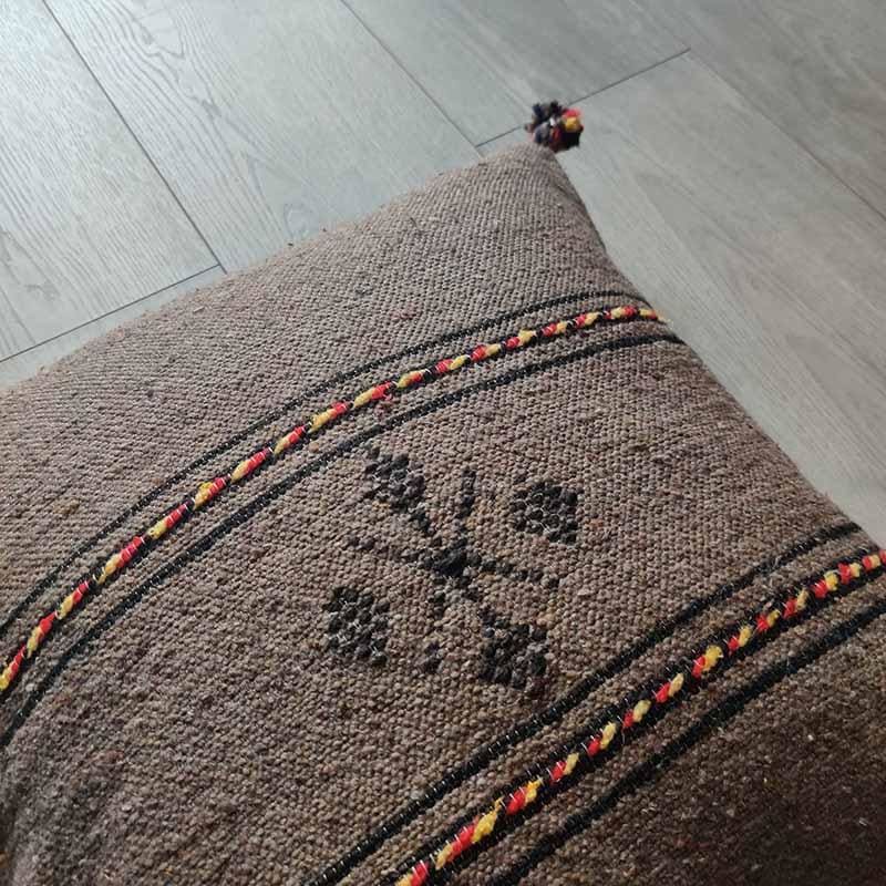 coussin bohème marron