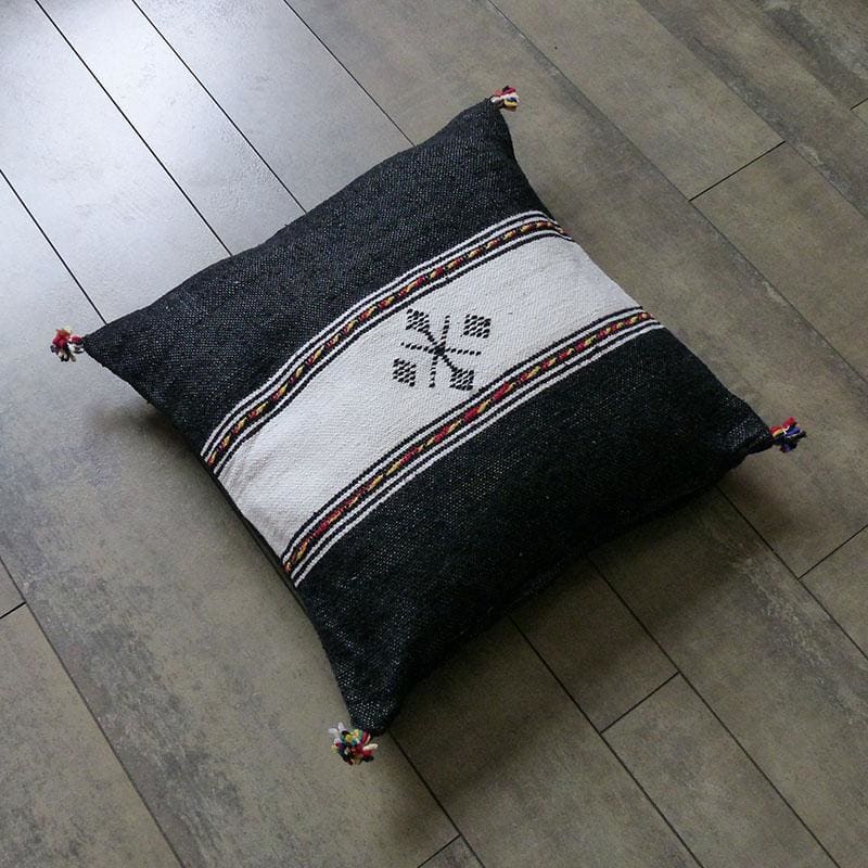 coussin marocain noir et blanc