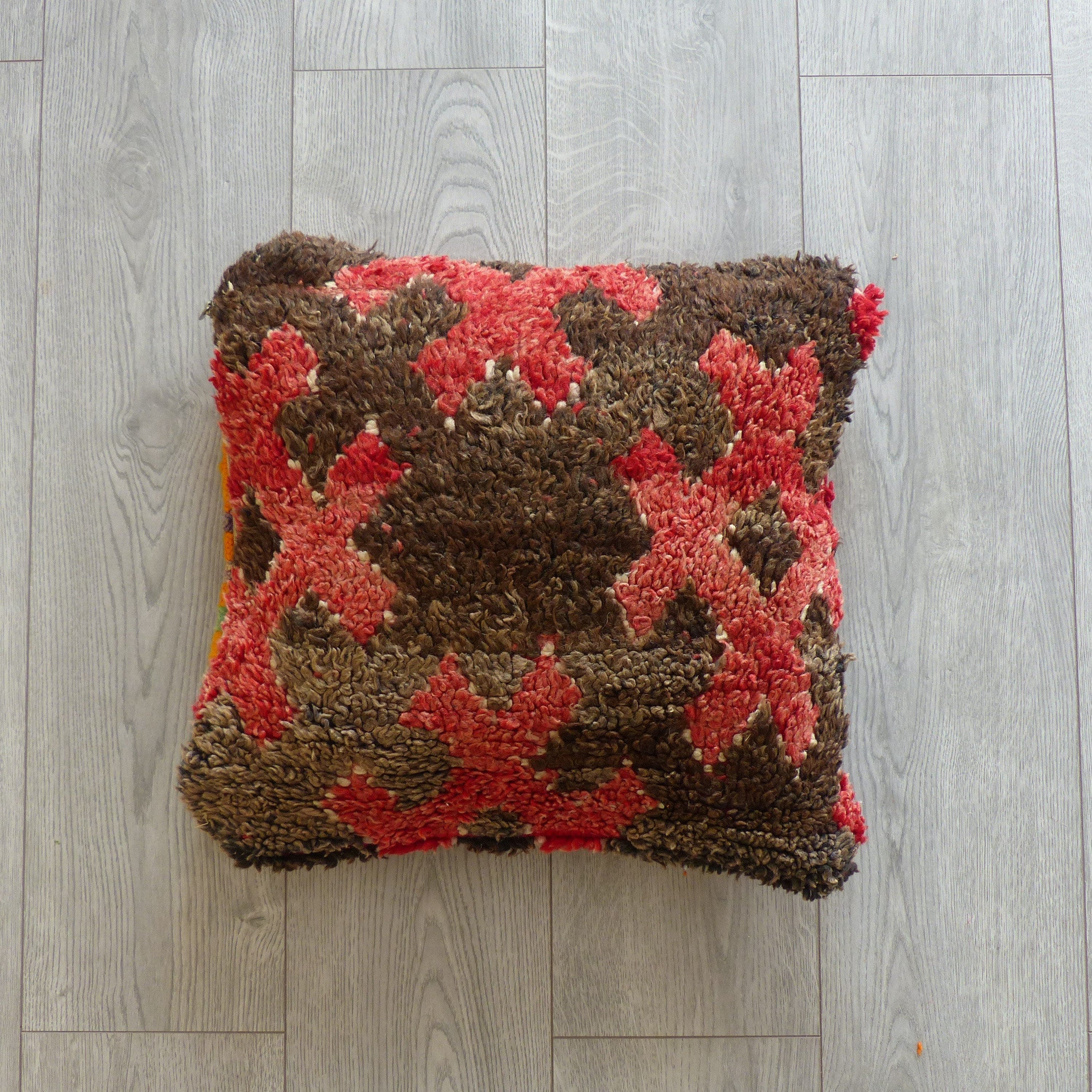 coussin berbere rouge et noir