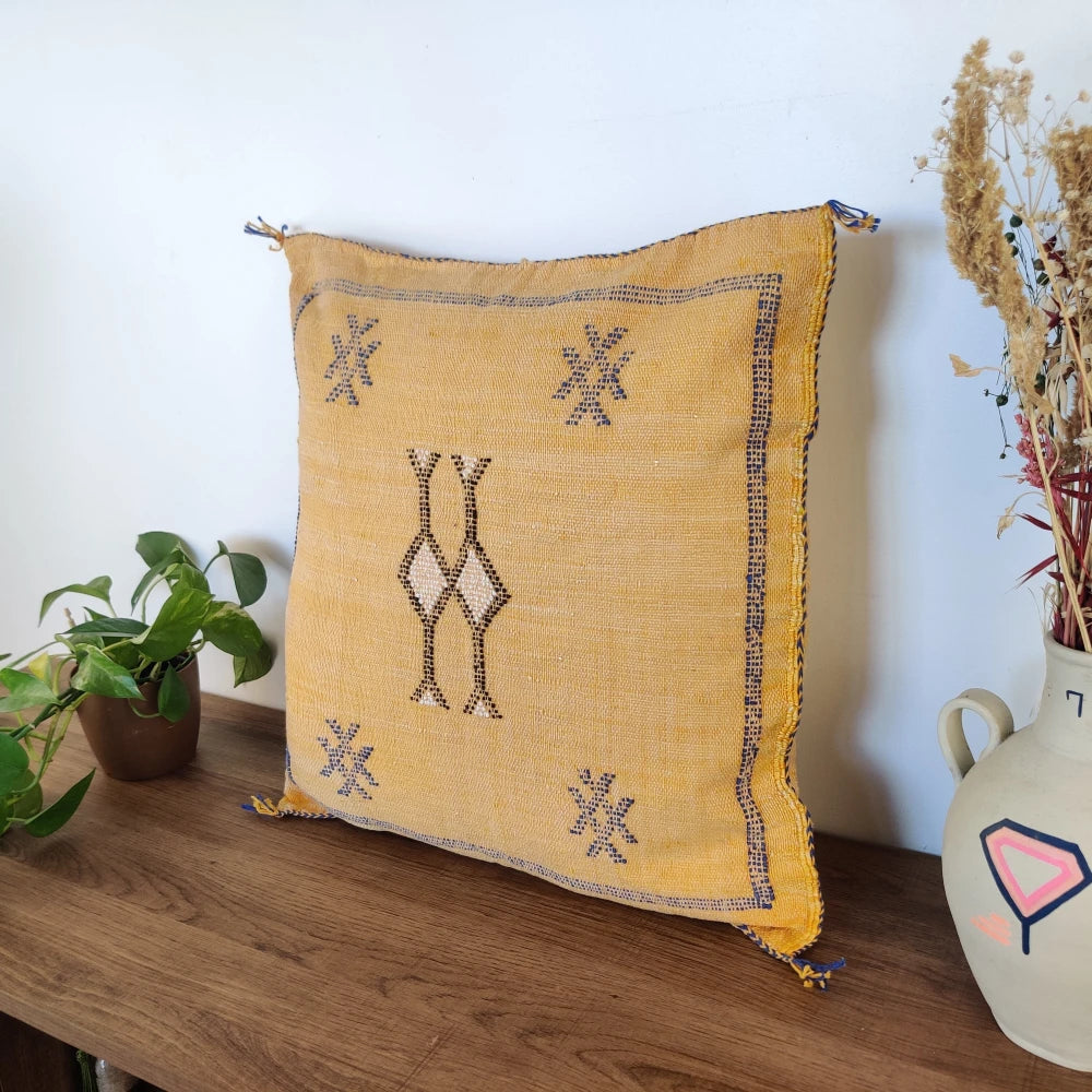 Coussin boheme Jaune en Soie de Cactus - MAZIR Décoration