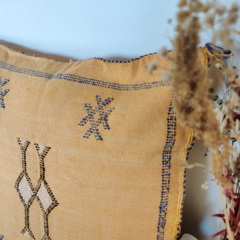 Coussin boheme Jaune en Soie de Cactus - MAZIR Décoration