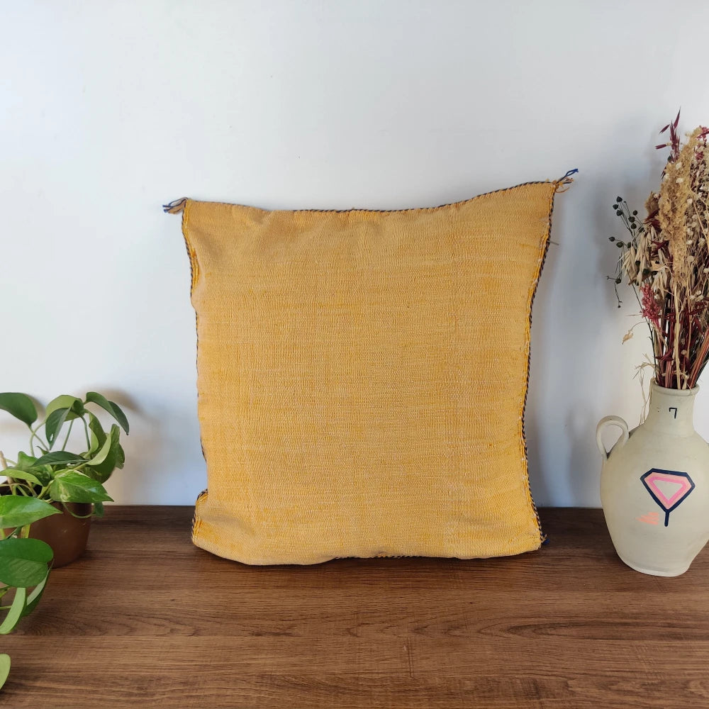 Coussin boheme Jaune en Soie de Cactus - MAZIR Décoration