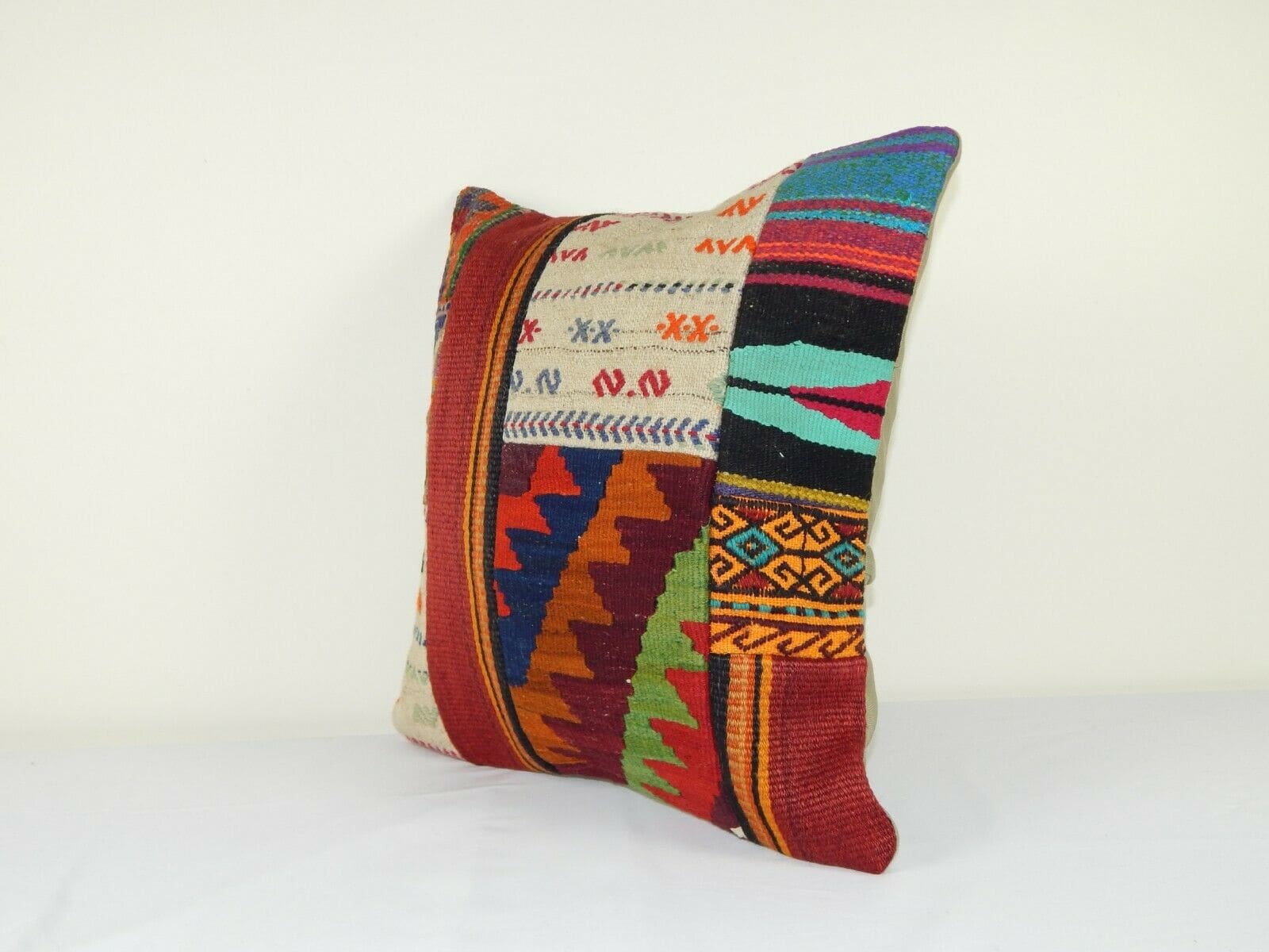 coussin kilim ethnique