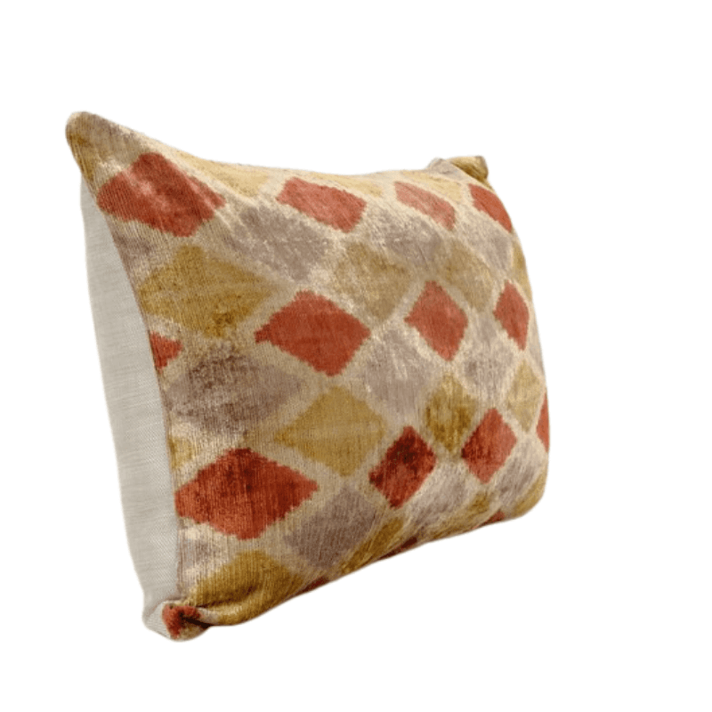 Coussin Ikat géométrique