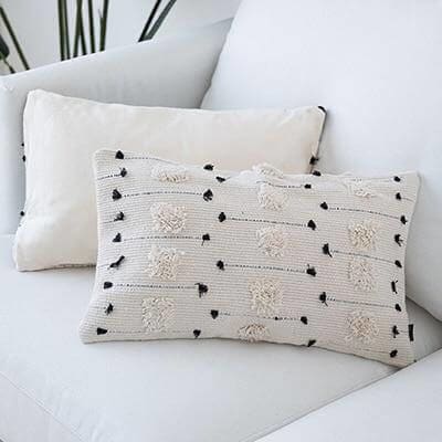 Coussin inspiration Berbère Pompon Blanc - MAZIR