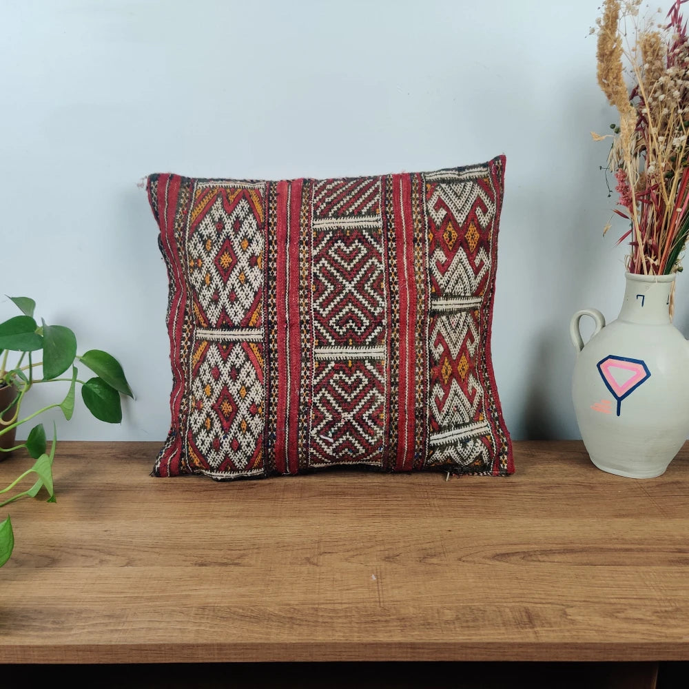 Coussin Kilim berbère Rouge et blanc Vintage - MAZIR Décoration