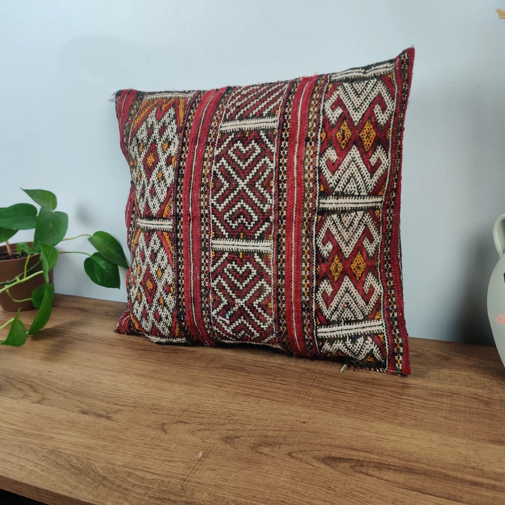 Coussin Kilim berbère Rouge et blanc Vintage - MAZIR Décoration