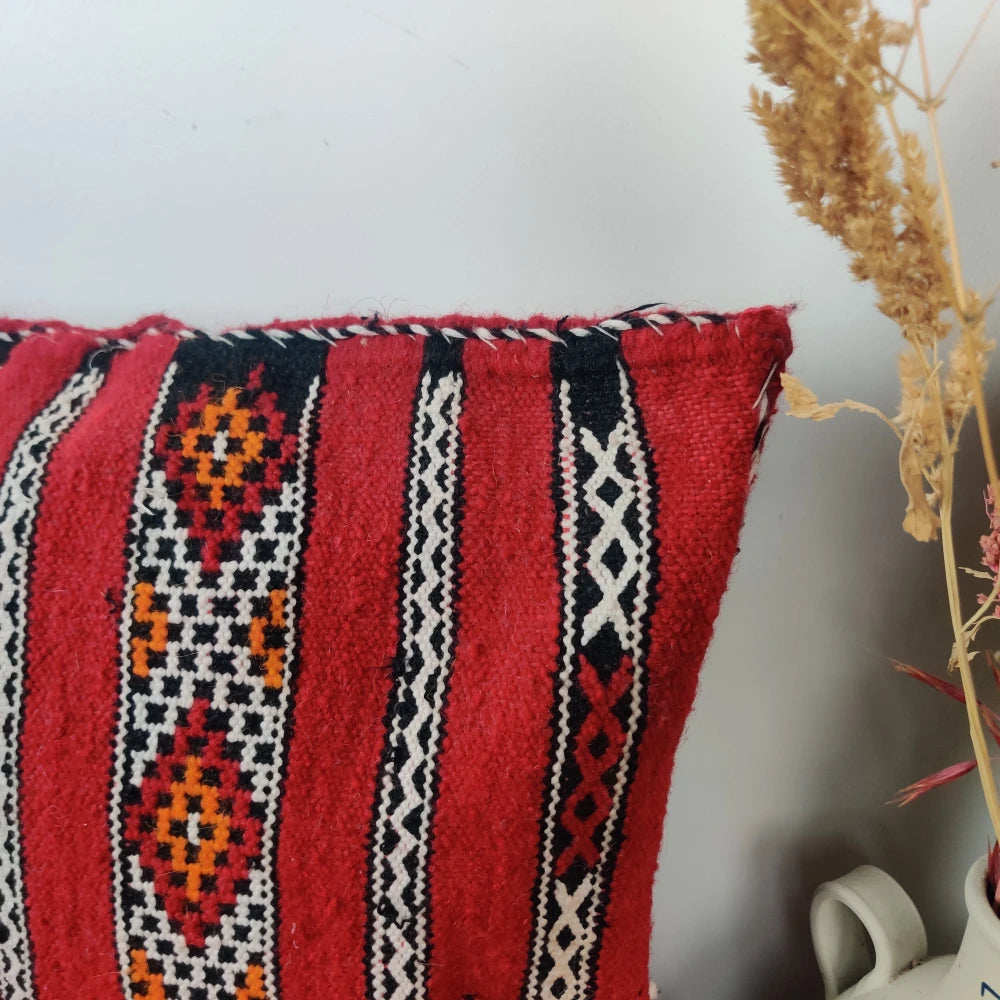 Coussin Kilim Rouge Motifs Ethniques - MAZIR Décoration