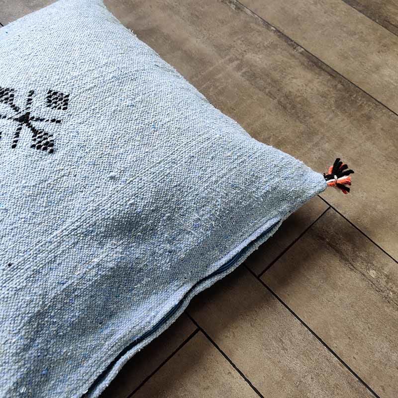 coussin bohème bleu