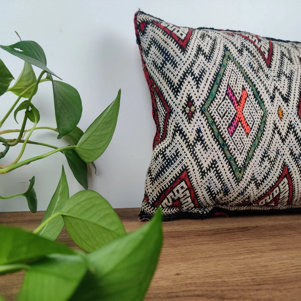Coussin marocain Kilim blanc vintage - MAZIR Décoration