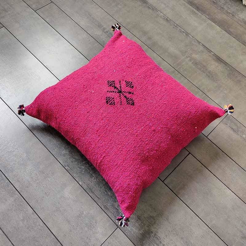 coussin berbère rose