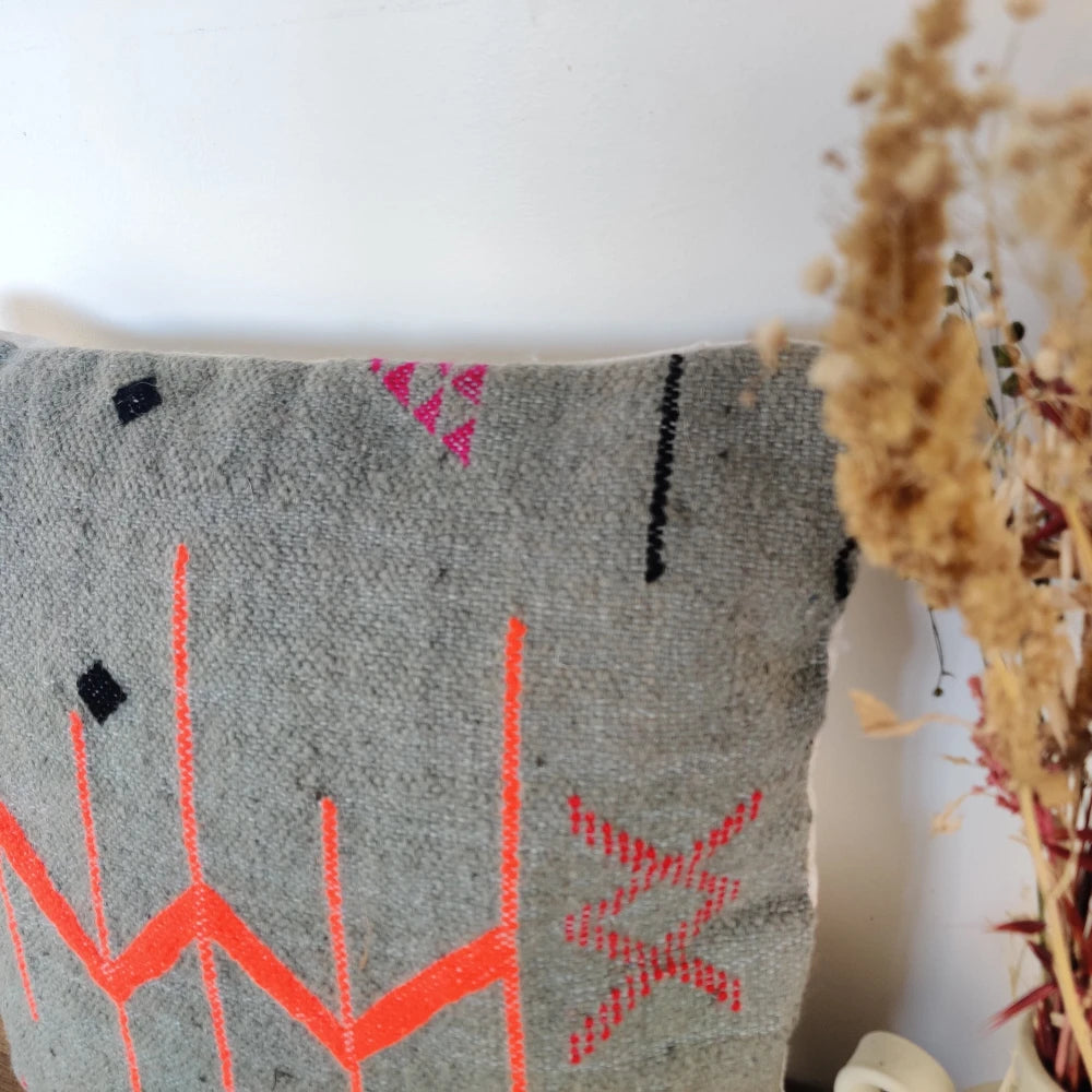 Coussin marocain tribal gris - MAZIR Décoration