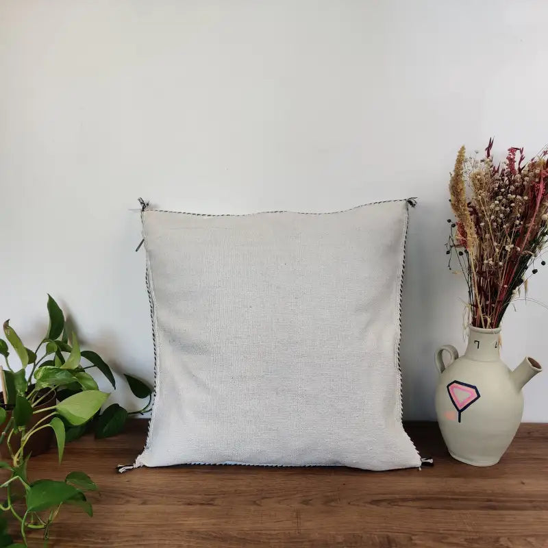Seconde face du coussin sabra blanc berbère