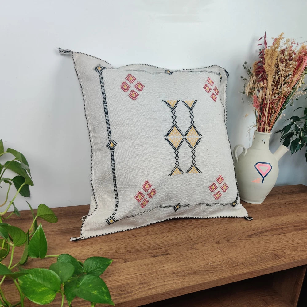 Coussin Sabra blanc en Soie de Cactus - MAZIR Décoration