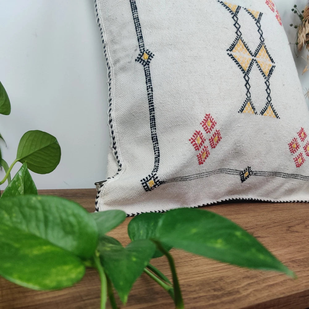 Coussin Sabra blanc en Soie de Cactus - MAZIR Décoration
