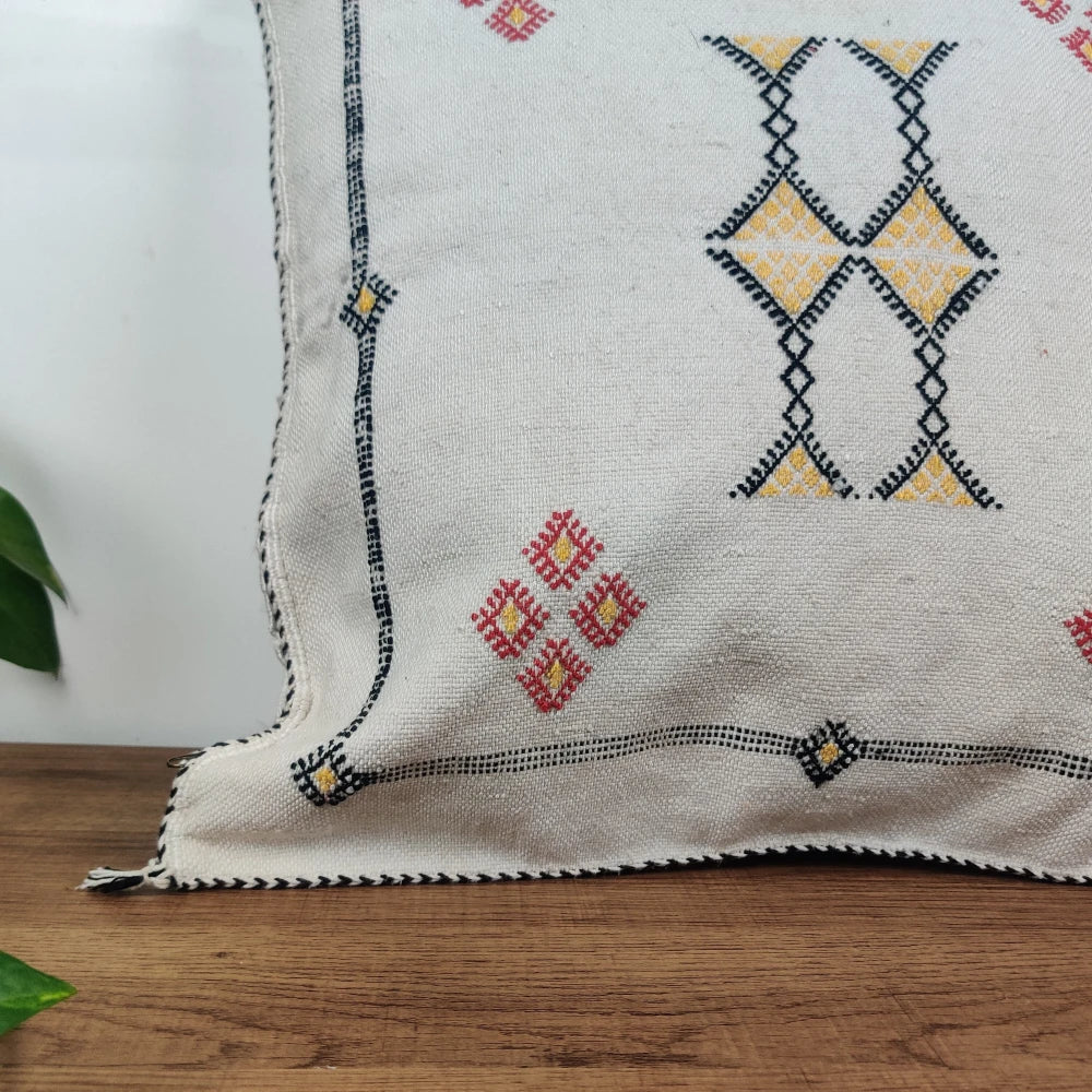 Coussin Sabra blanc en Soie de Cactus - MAZIR Décoration