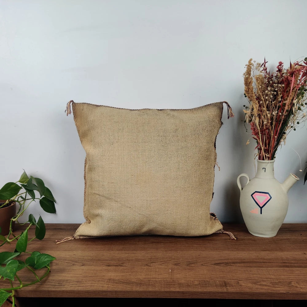 Coussin Sabra couleur bois en Soie de Cactus