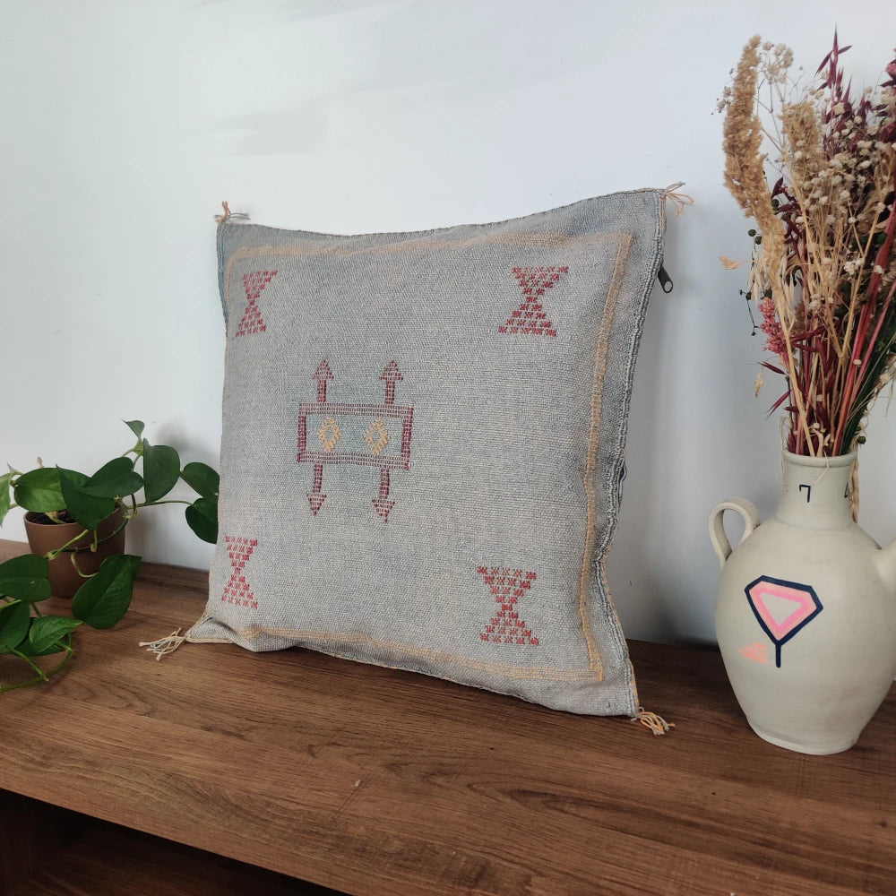 Coussin Sabra Gris jean en Soie de Cactus - MAZIR Décoration