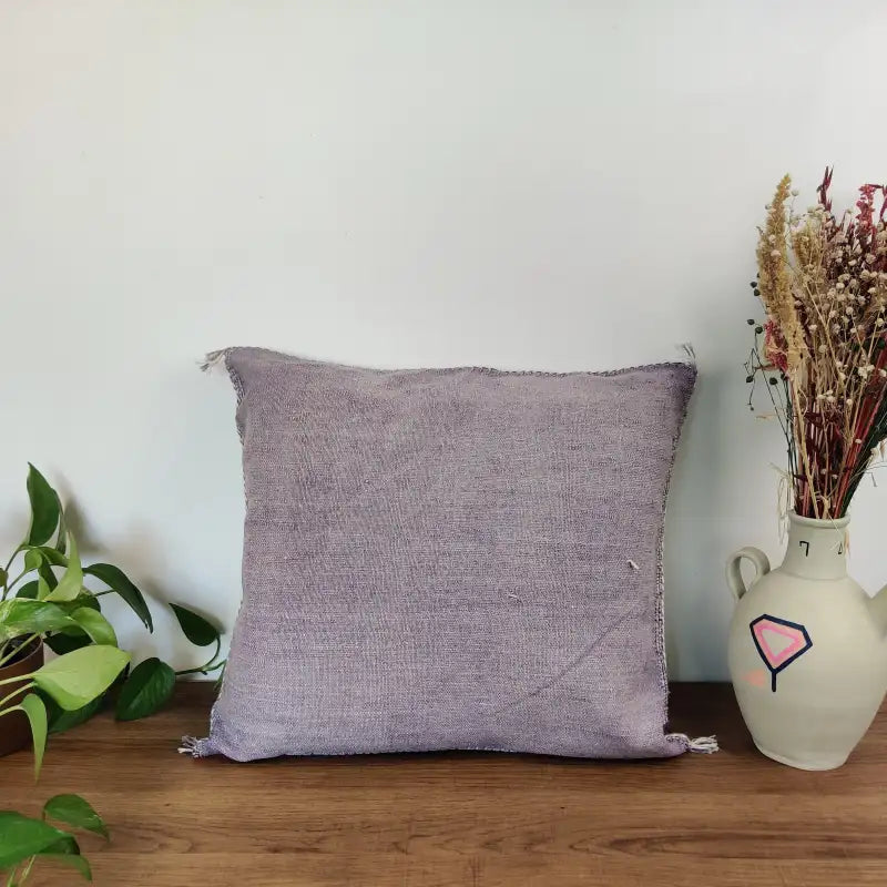 Seconde face du Coussin berbère en Soie de Cactus Vintage