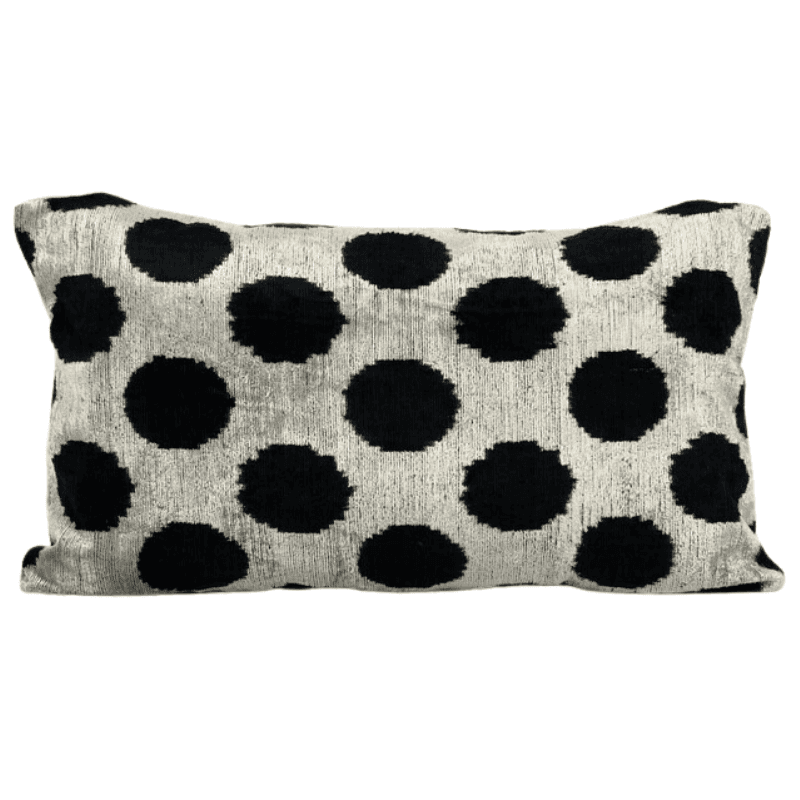 Coussin Ikat berbère blanc design cercle noir