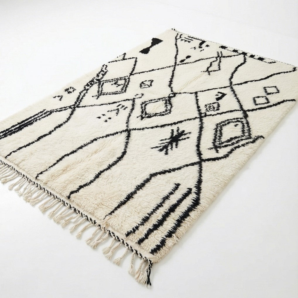 Tapis Azilal motifs berbères noirs