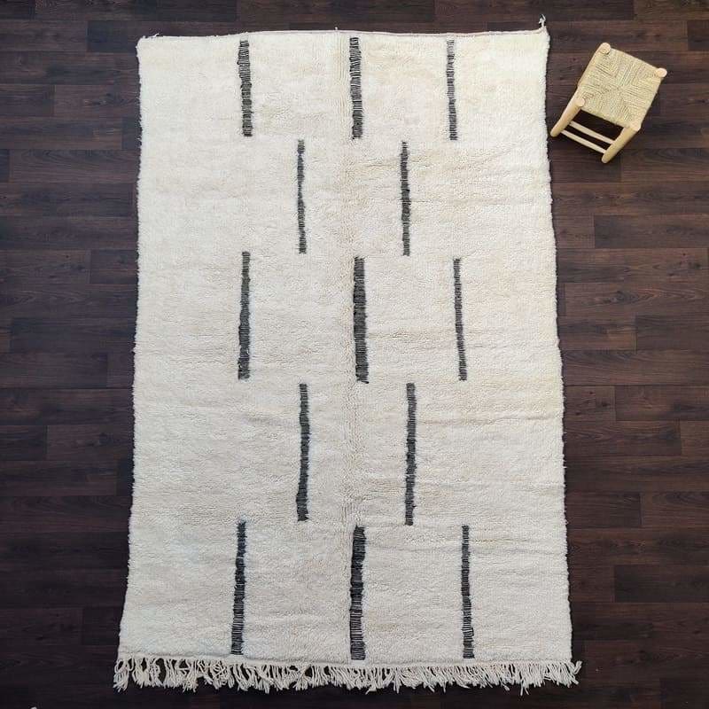 tapis marocain blanc et noir