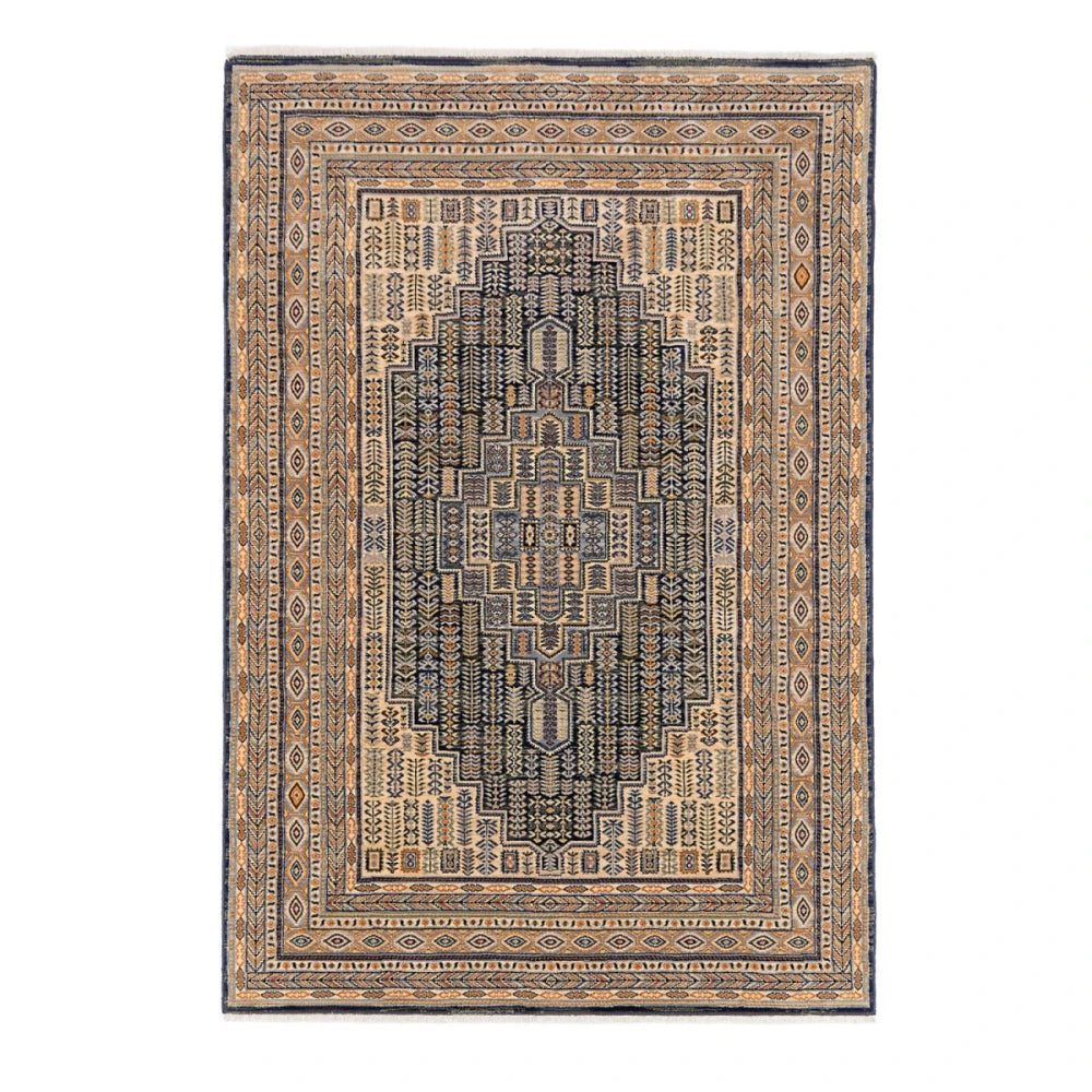tapis persan noir