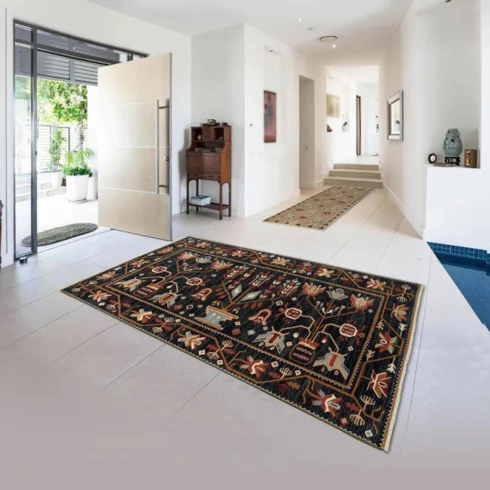 Tapis persan floral noir