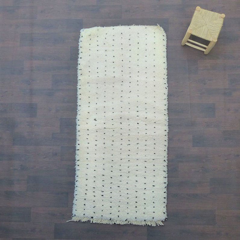 tapis berbere pois noir