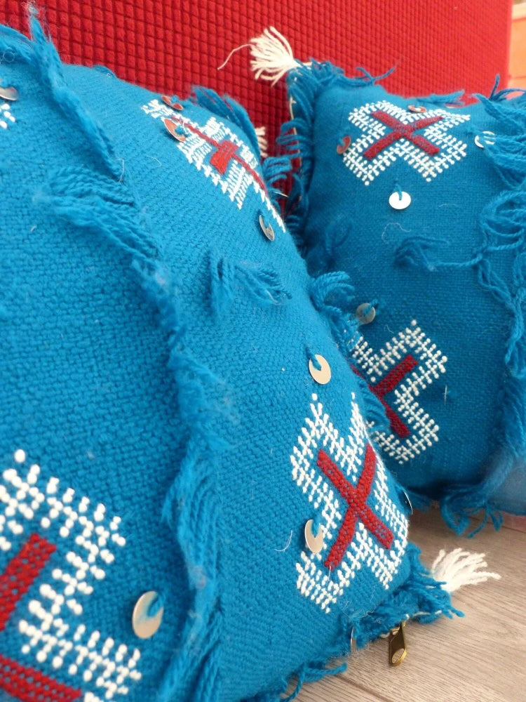 petit coussin bleu fait main