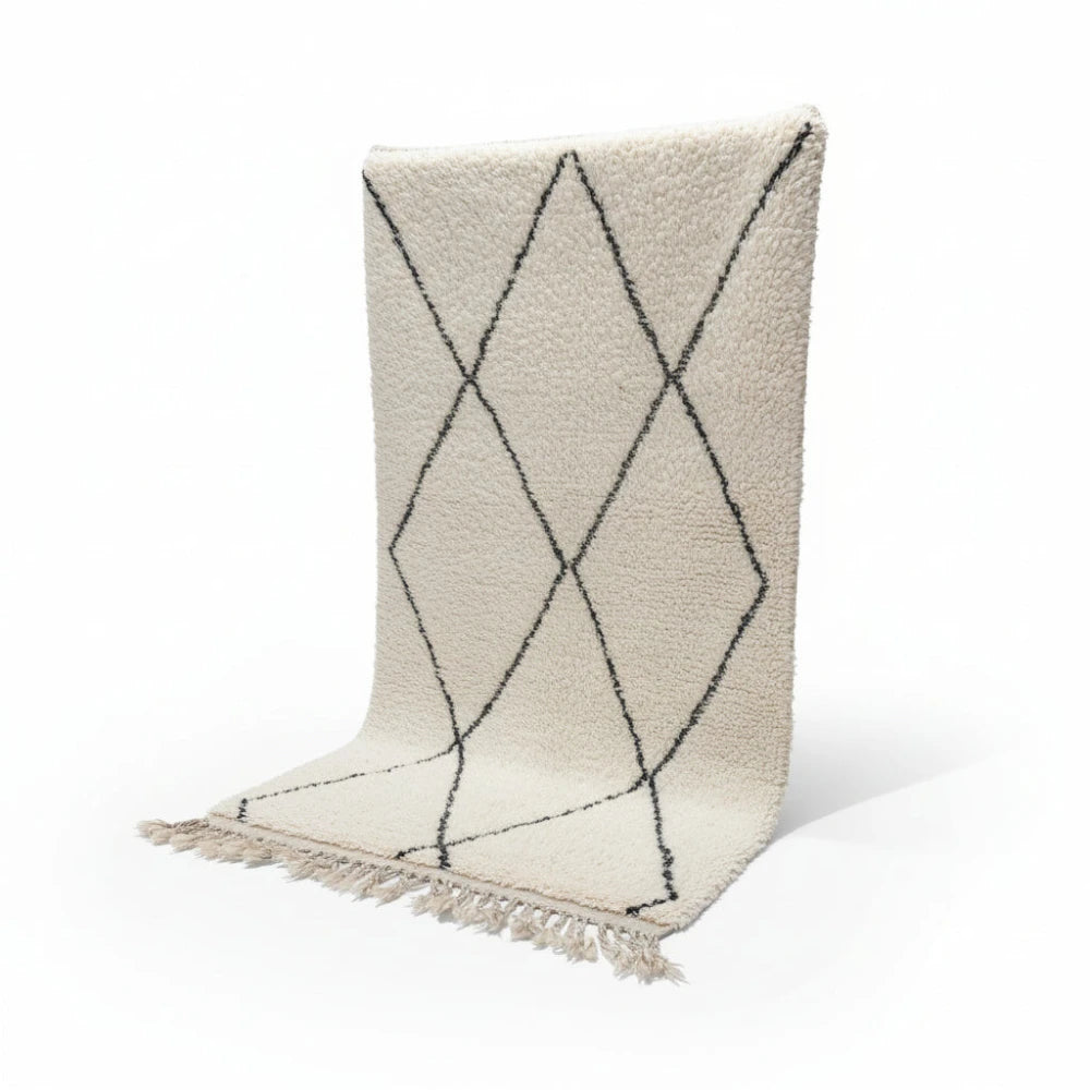 Tapis à losanges noirs marocain