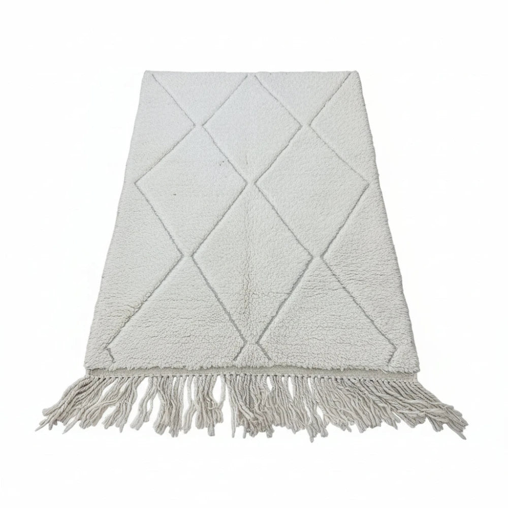Tapis berbère à losanges blancs
