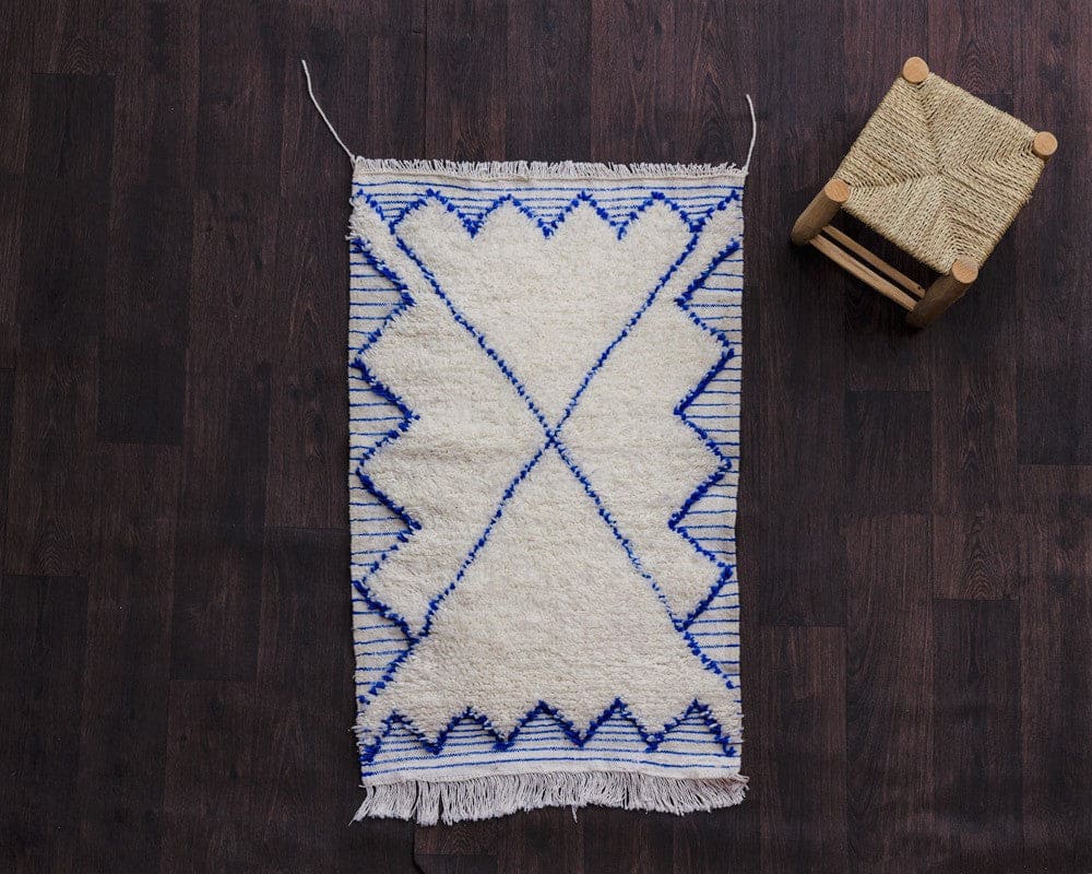 Petit Tapis Berbère Blanc et Bleu 75x120 cm - MAZIR Décoration