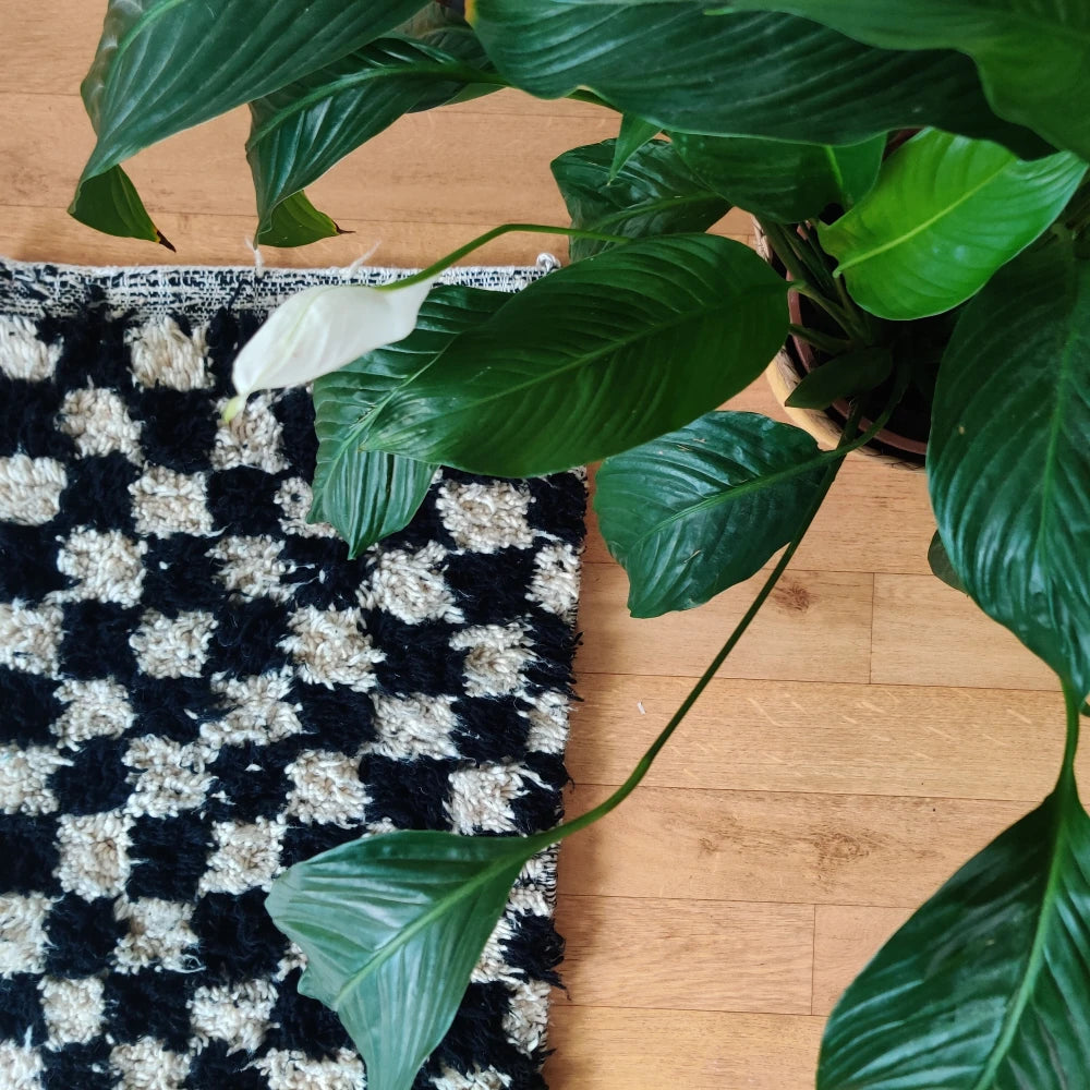 Petit tapis berbère carreaux noirs - MAZIR Décoration